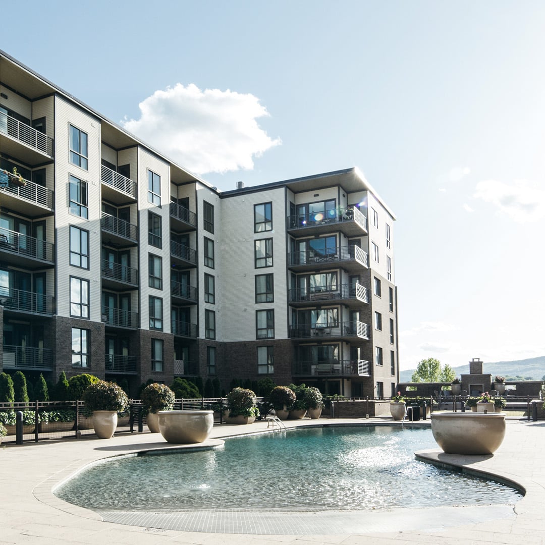 connections-and-disconnections-hero