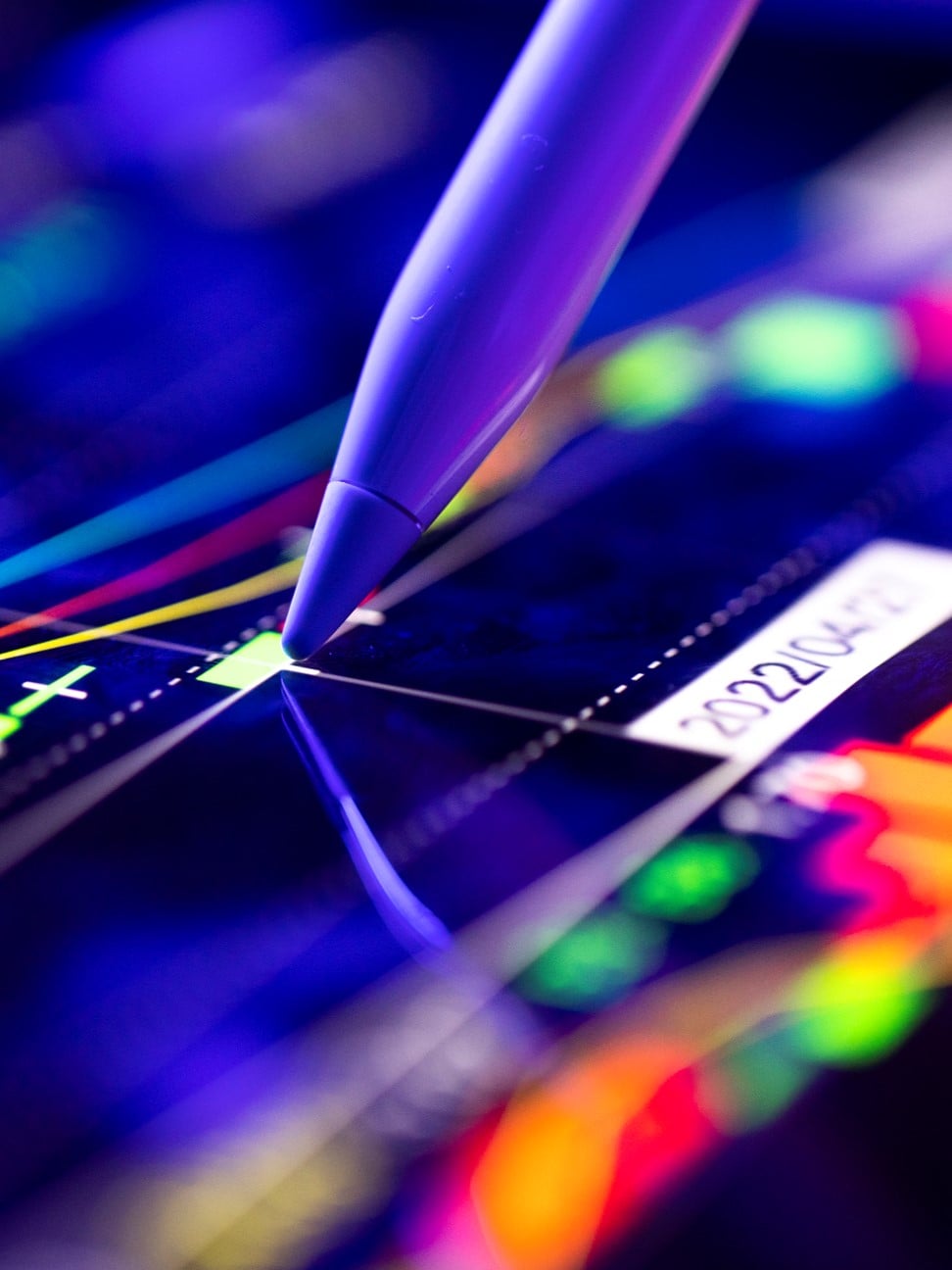 Smart pencil drawing on a tablet