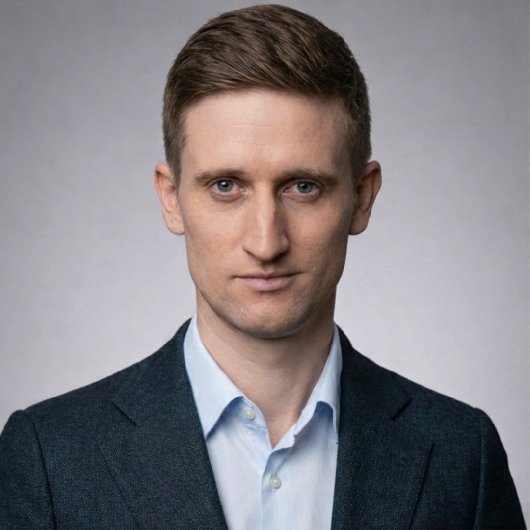 Fabian Gerdon headshot