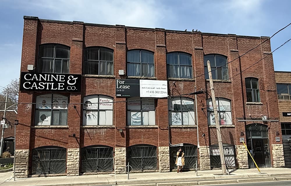 Front exterior of 290 Shuter Street in Toronto