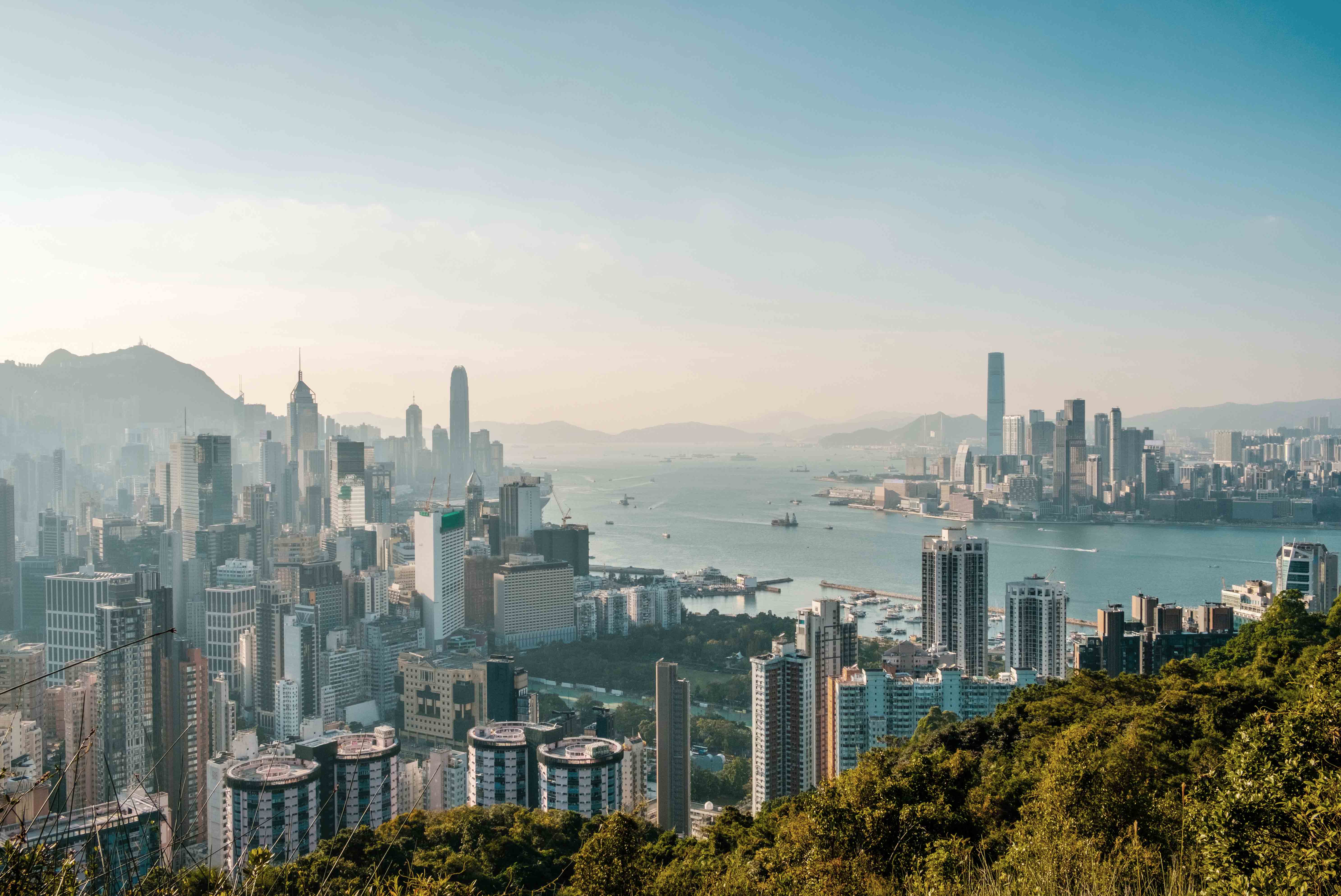 capital-markets-selected-properties-breaker_1424x1068