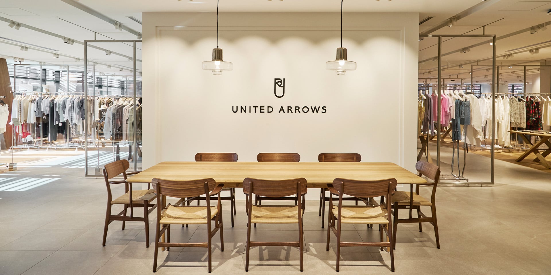4-united-arrows-office-1920x960