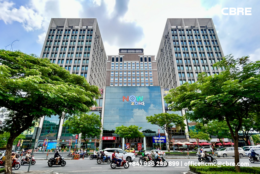 Royal-Center-01