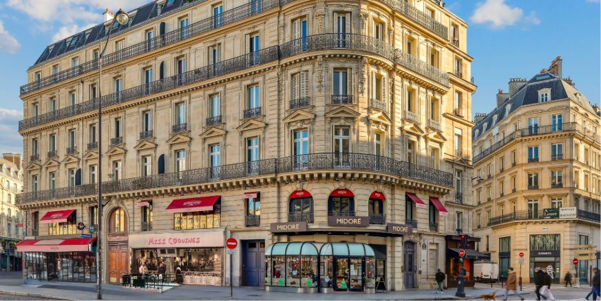 12-14 Rome Paris 8 - UNE