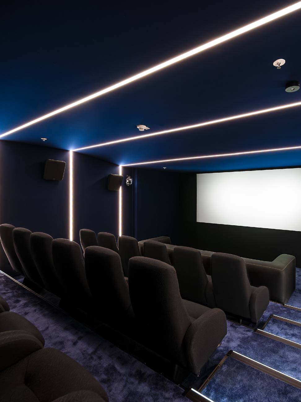 filmbranche-header-972x1296