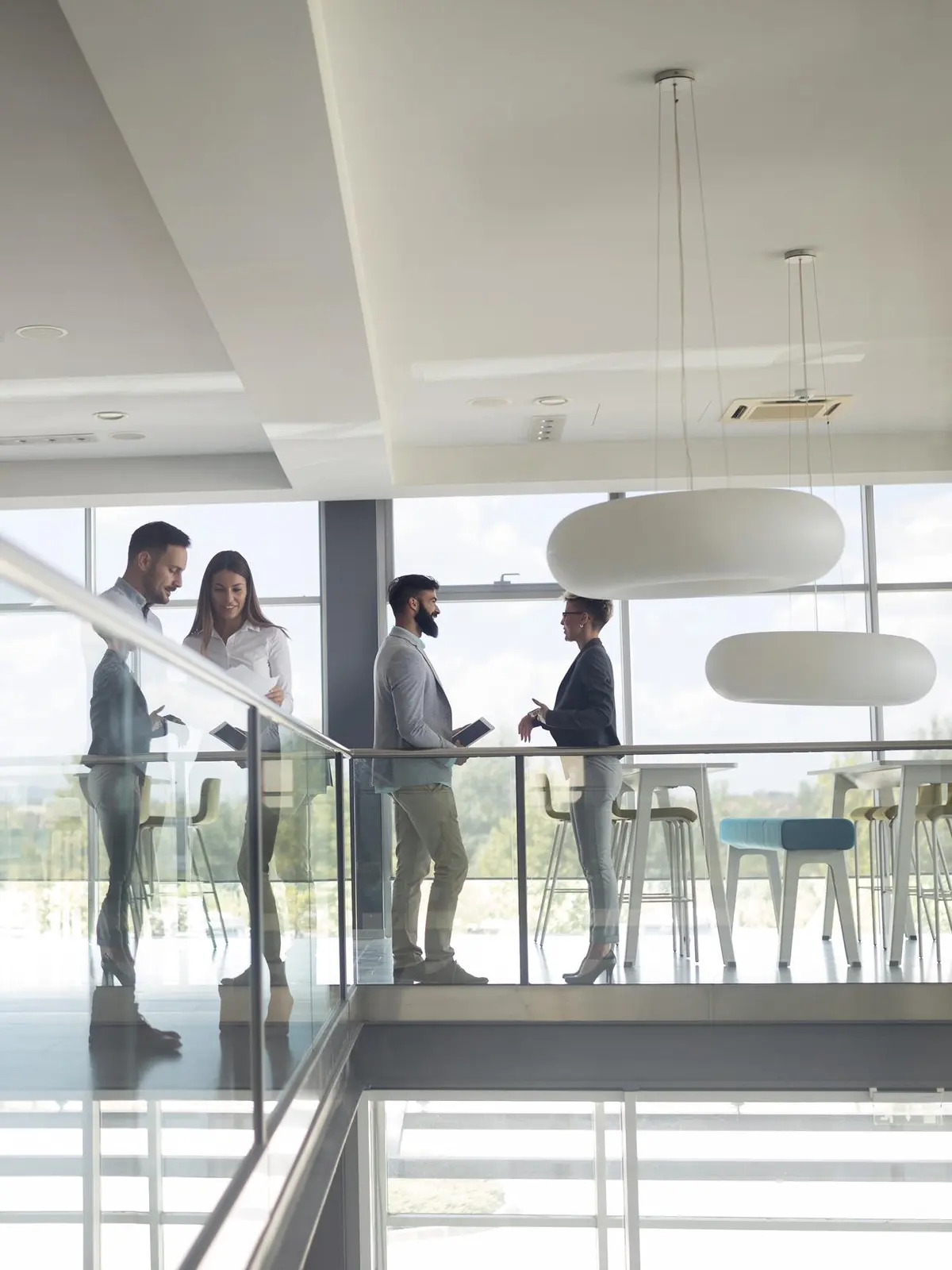 Professionisti CBRE che definiscono strategie di leasing e property marketing per la commercializzazione immobili di tutte le asset class