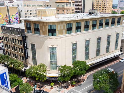Aerial view of a TownePlace Suites hotel in downtown San Antonio, Texas, part of a 361-key select-service portfolio sold by CBRE