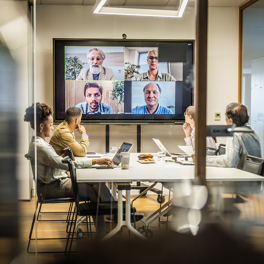 Office Attendance Jumps as Employers firm up Hybrid rules