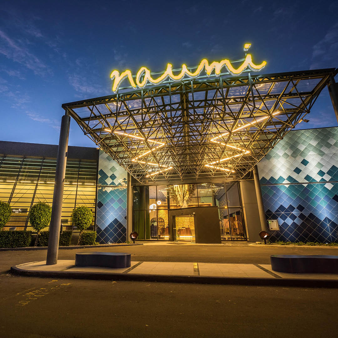 naumi-auckland-airport-hotel-hits-the-market-1080x1080