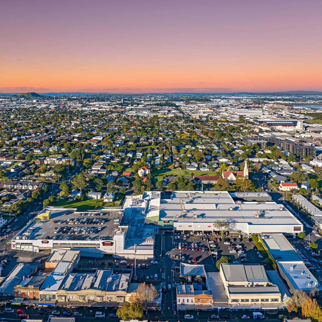 landmark-auckland-retail-destination-dress-smart-placed-on-market-1080x1080