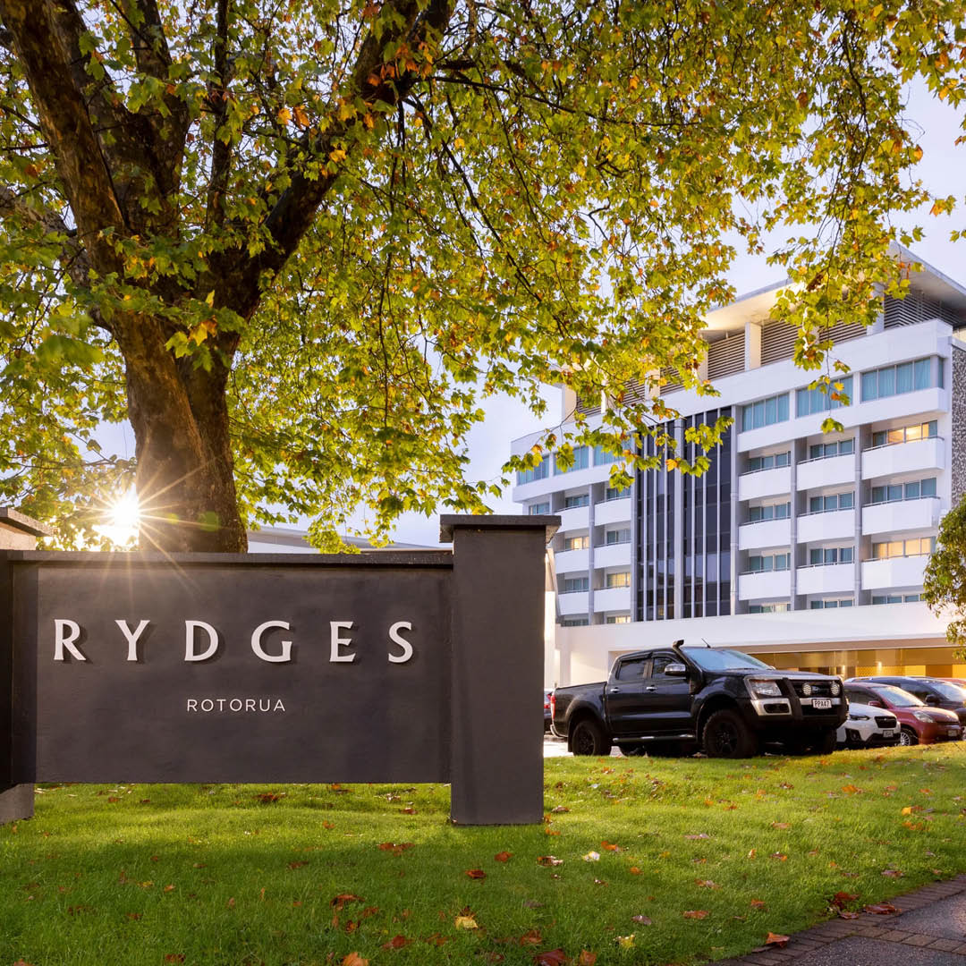 rydges-rotorua-hotel-on-the-market-as-tourism-recovery-revs-up-1080x1080