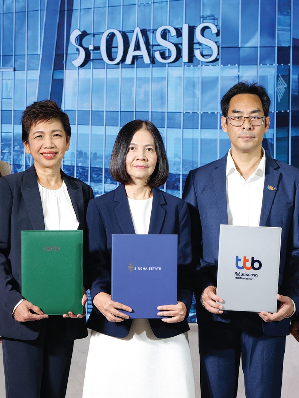 tmb-soasis-lease-agreement-signing-972x1296