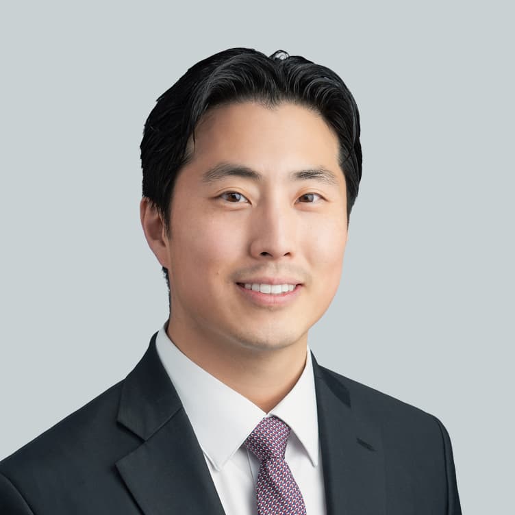 Thomas Lee | CBRE