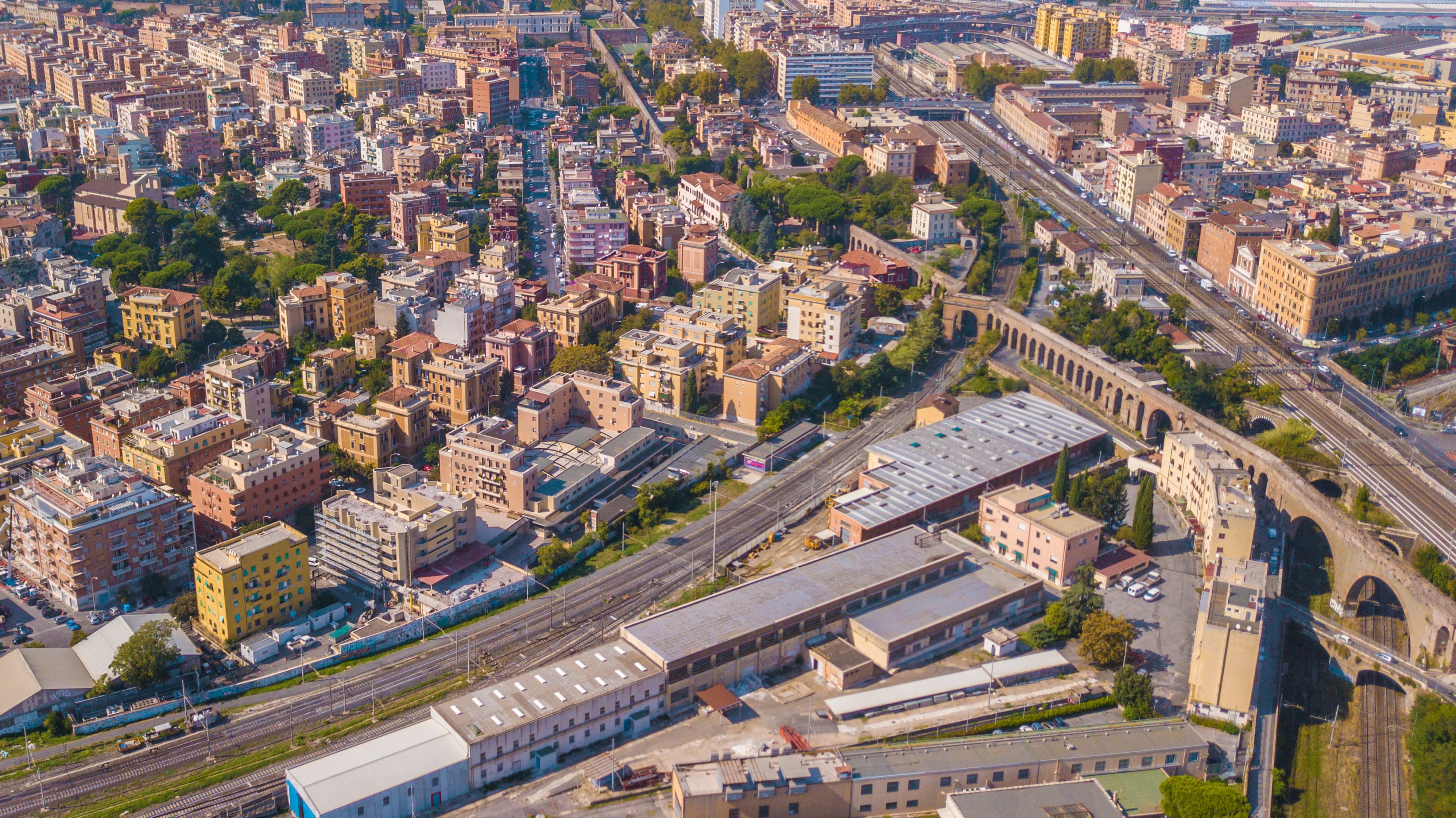 CBRE, leader globale nei servizi e nella consulenza nel commercial real estate, ha assistito l'Ente Nazionale per la Cellulosa e per la Carta (ENCC) nella vendita di un immobile cielo-terra a Roma, in Via Assisi.