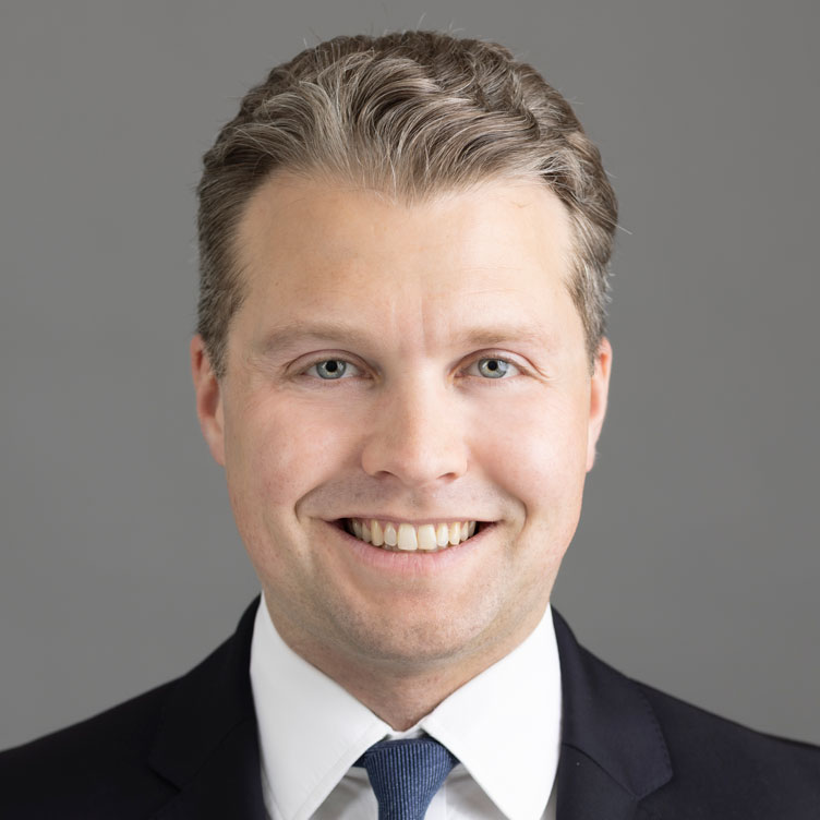 Photo of alex-lee-bull