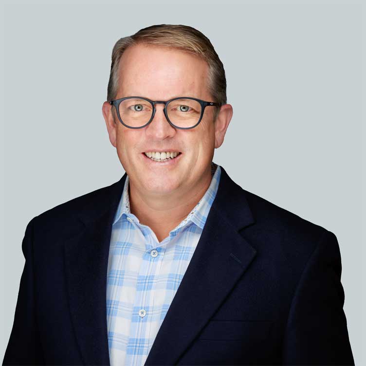 Photo of Andrew Morris