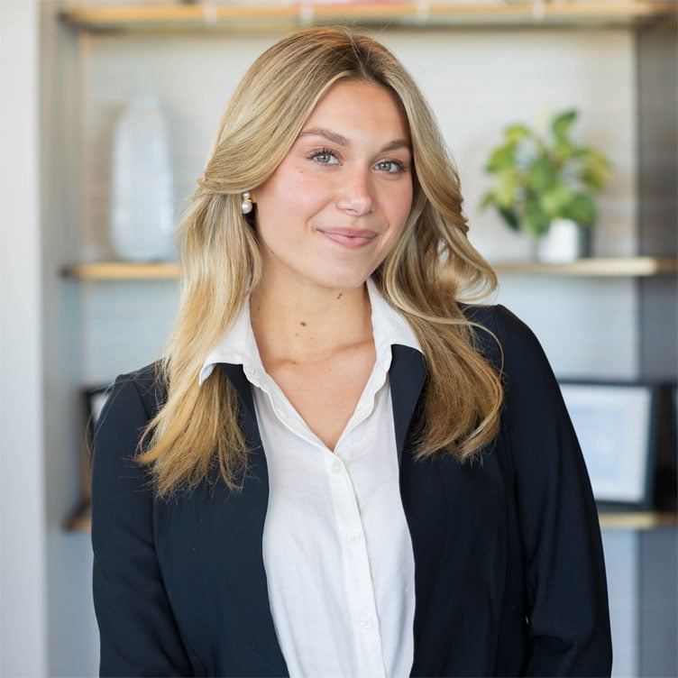 Photo of Antonia Thomson