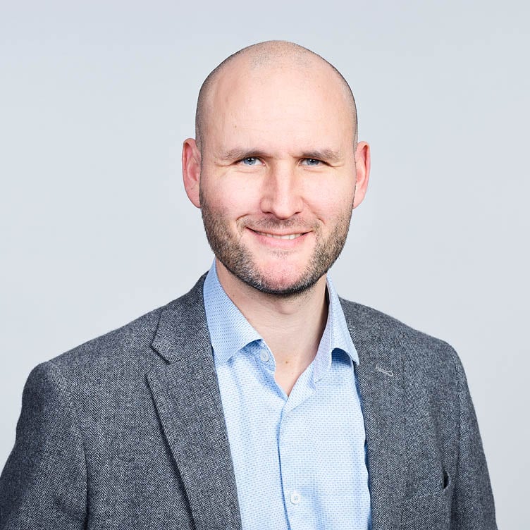 Photo of Darren Hill