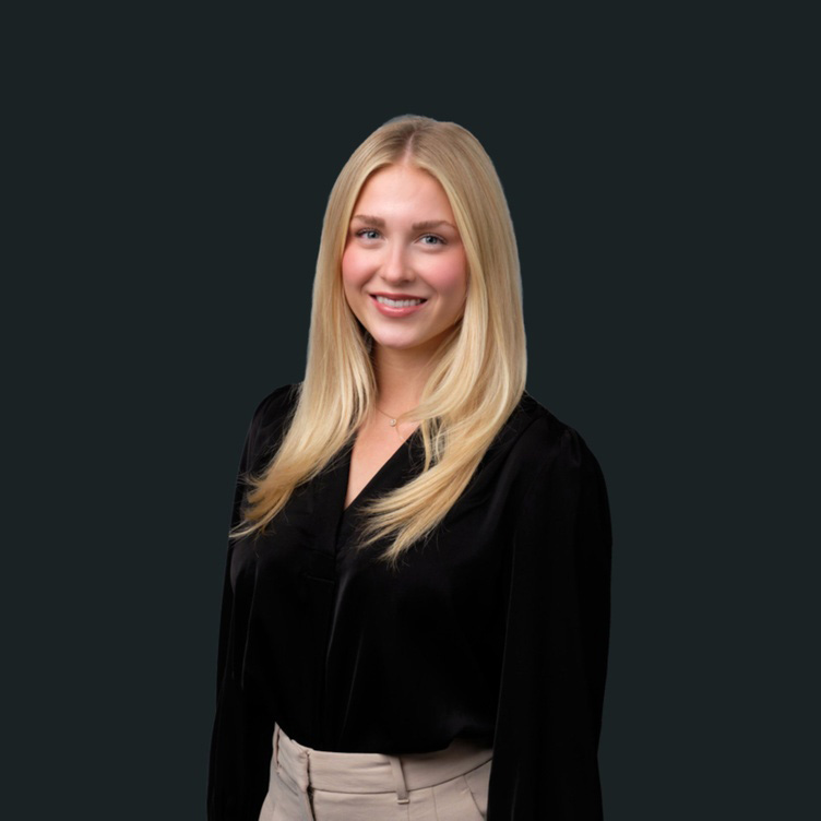 Megan Mclain Headshot