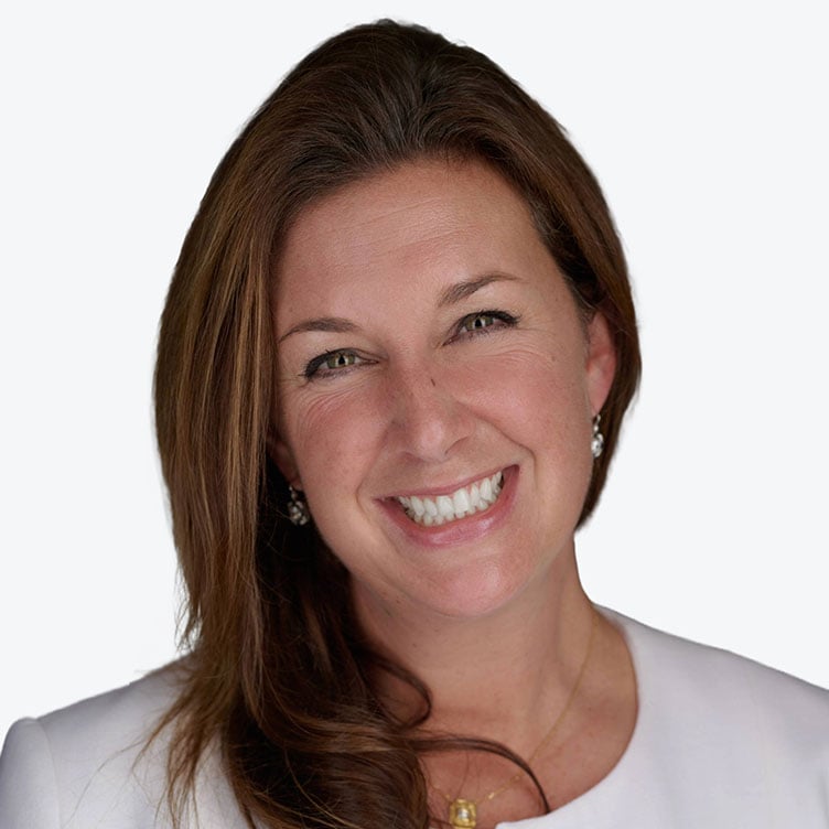 Photo of Nicole Welch