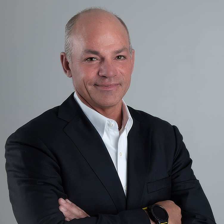 Photo of Seth Kelly