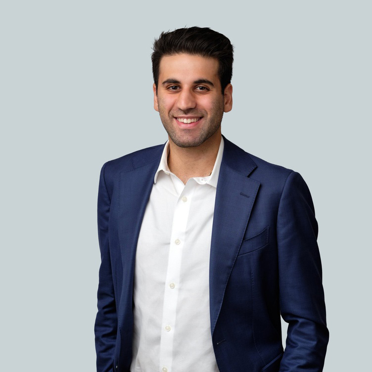 Simon Affi Headshot