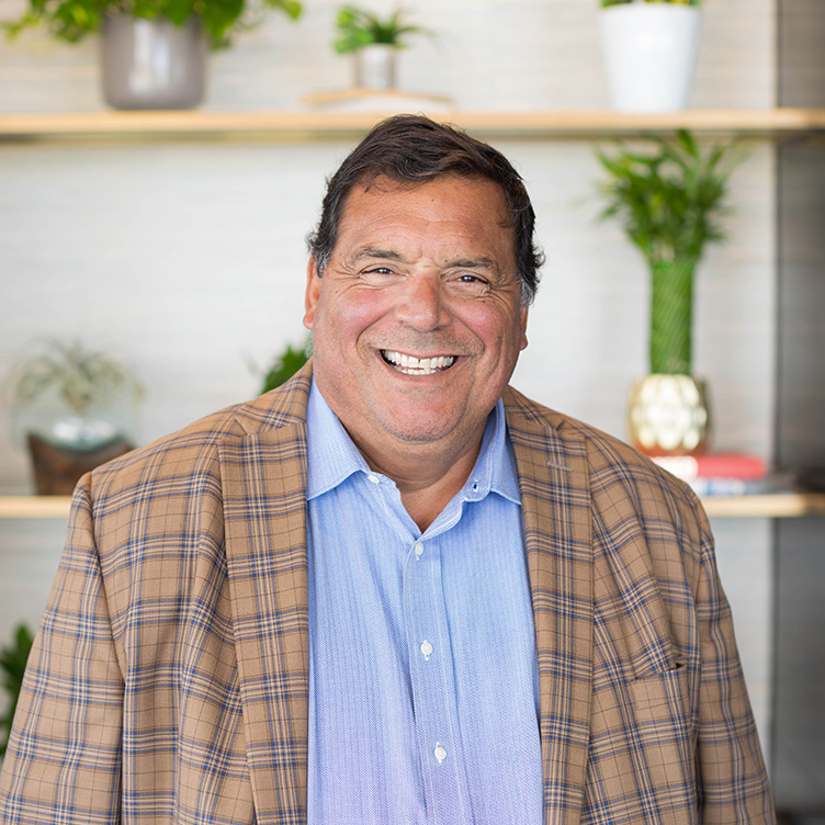 Tom Martinez Headshot