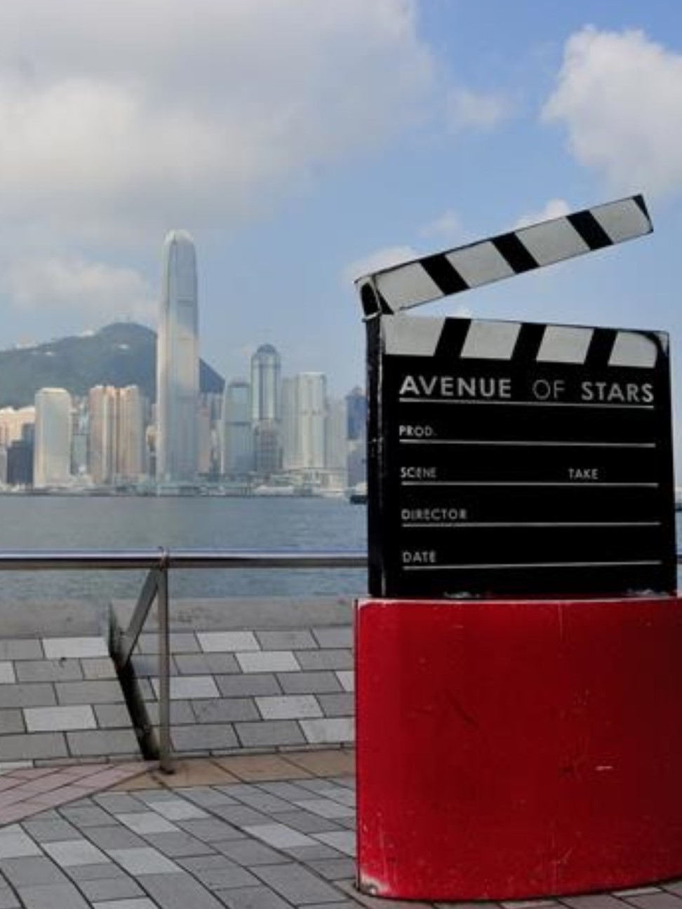 hong-kong-business-closure-cinema-and-consumer-habits-v