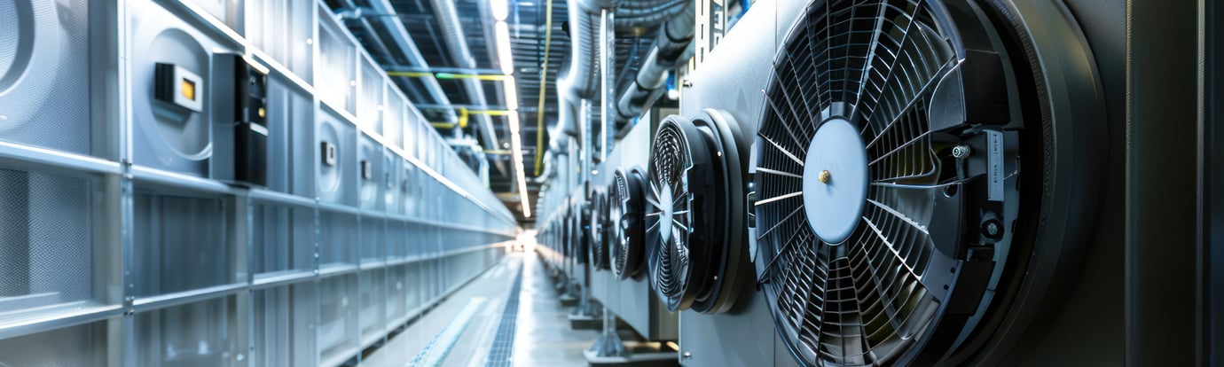 Data Centre with high-efficiency cooling systems
