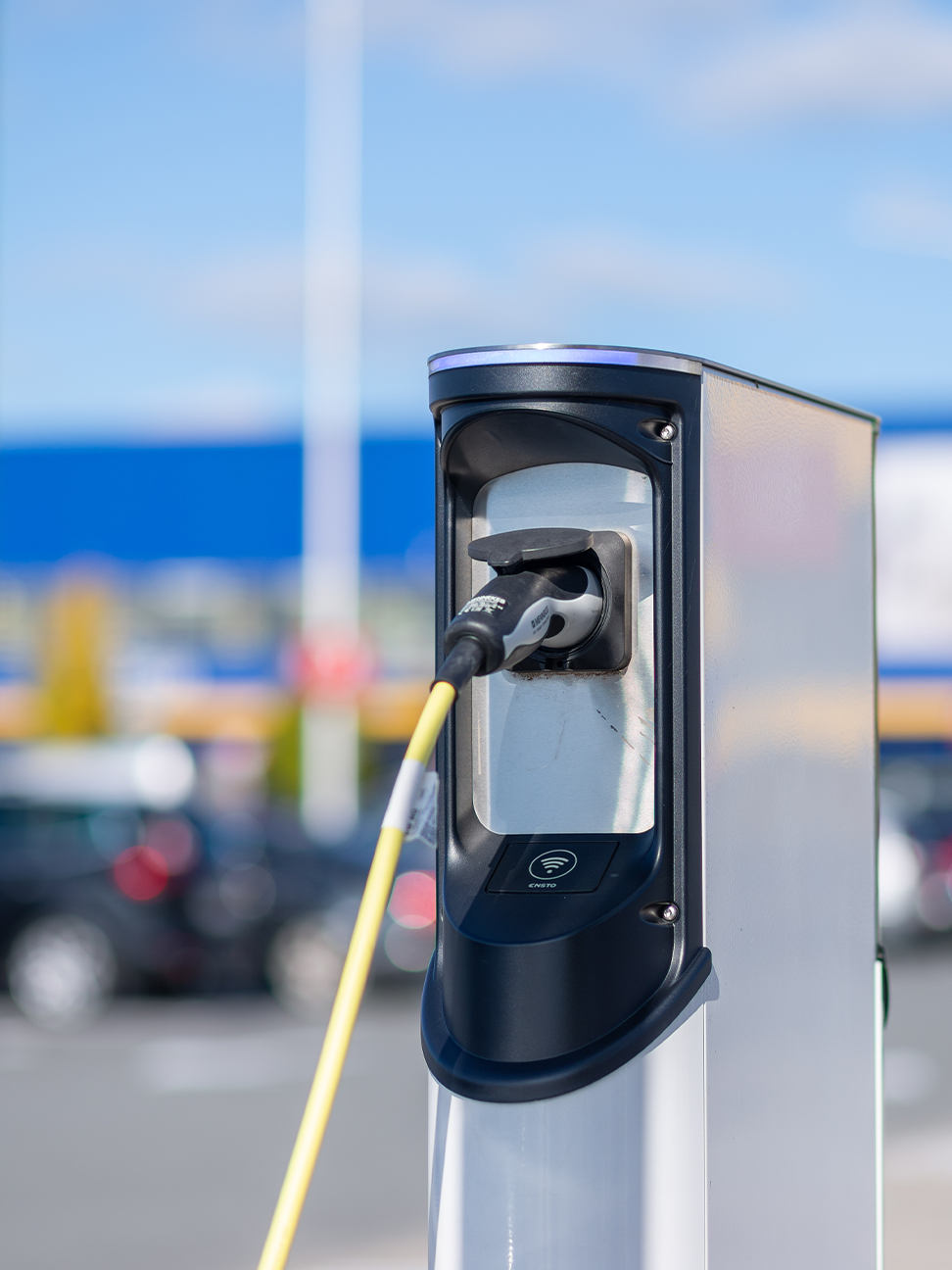 location-intelligence-can-help-companies-plan-their-electric-vehicle-charging-networks-hero