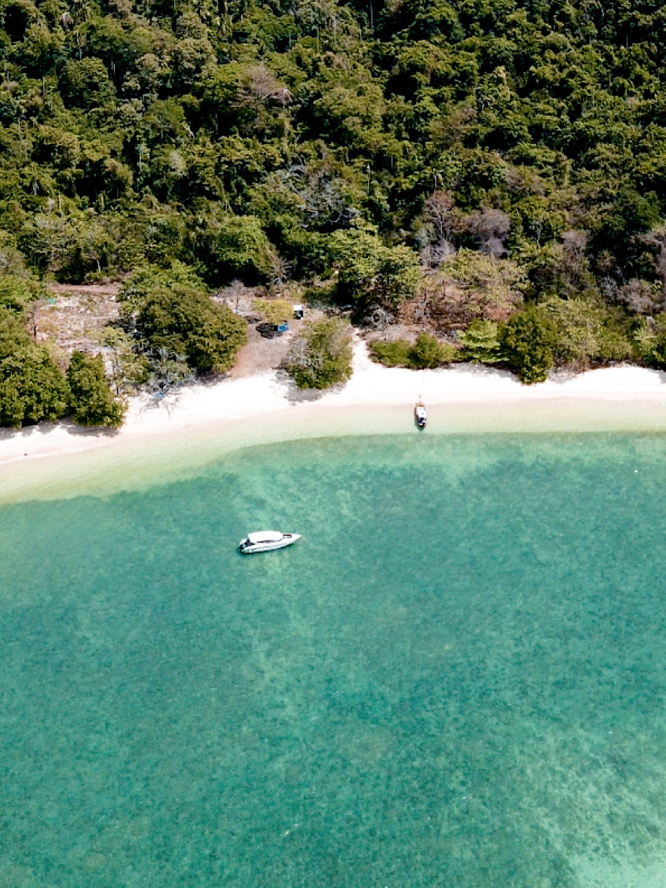 open-floor-ep-11-why-do-thai-buyers-come-back-to-buy-property-in-phuket-972x1296