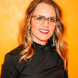 Photo of Amanda Schneider