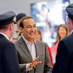 Photo of Oscar Munoz