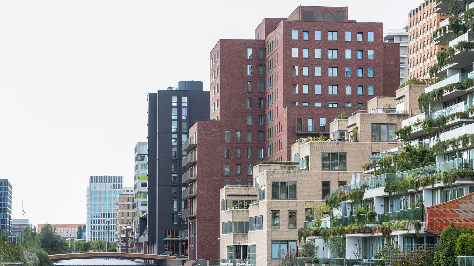 Mid Year Real Estate Market Outlook 2025 | CBRE Nederland
