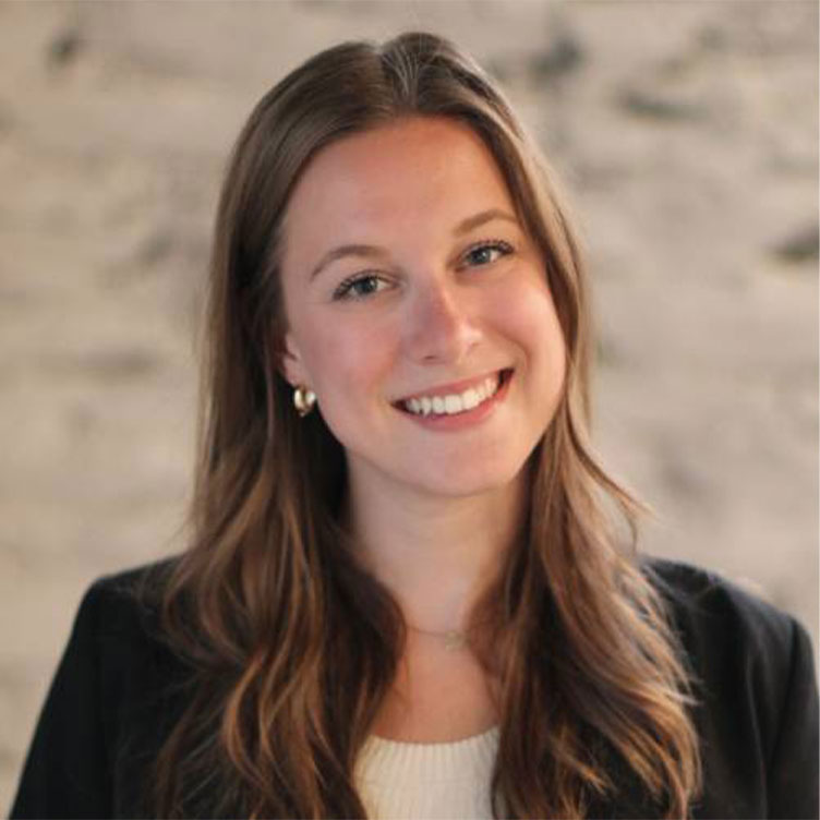 Photo of Ellie White