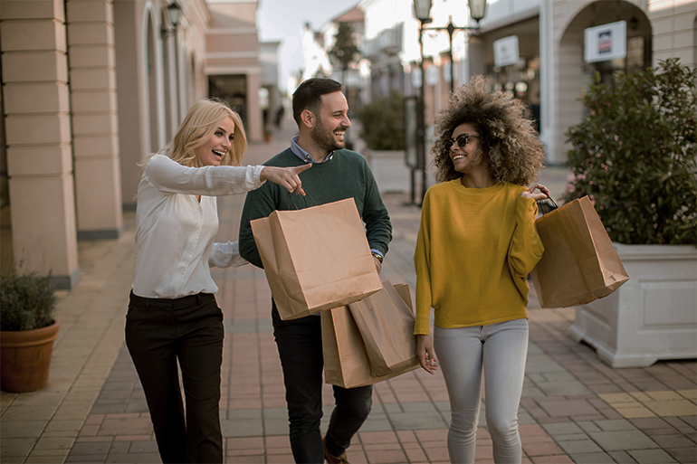 retails-hidden-gem-open-air-non-grocery-anchored-centers-viewpoint-hero-v2