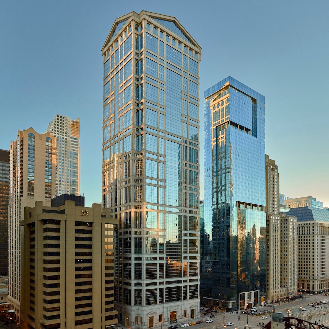 Exterior view of 77 West Wacker as seen from Marina towers