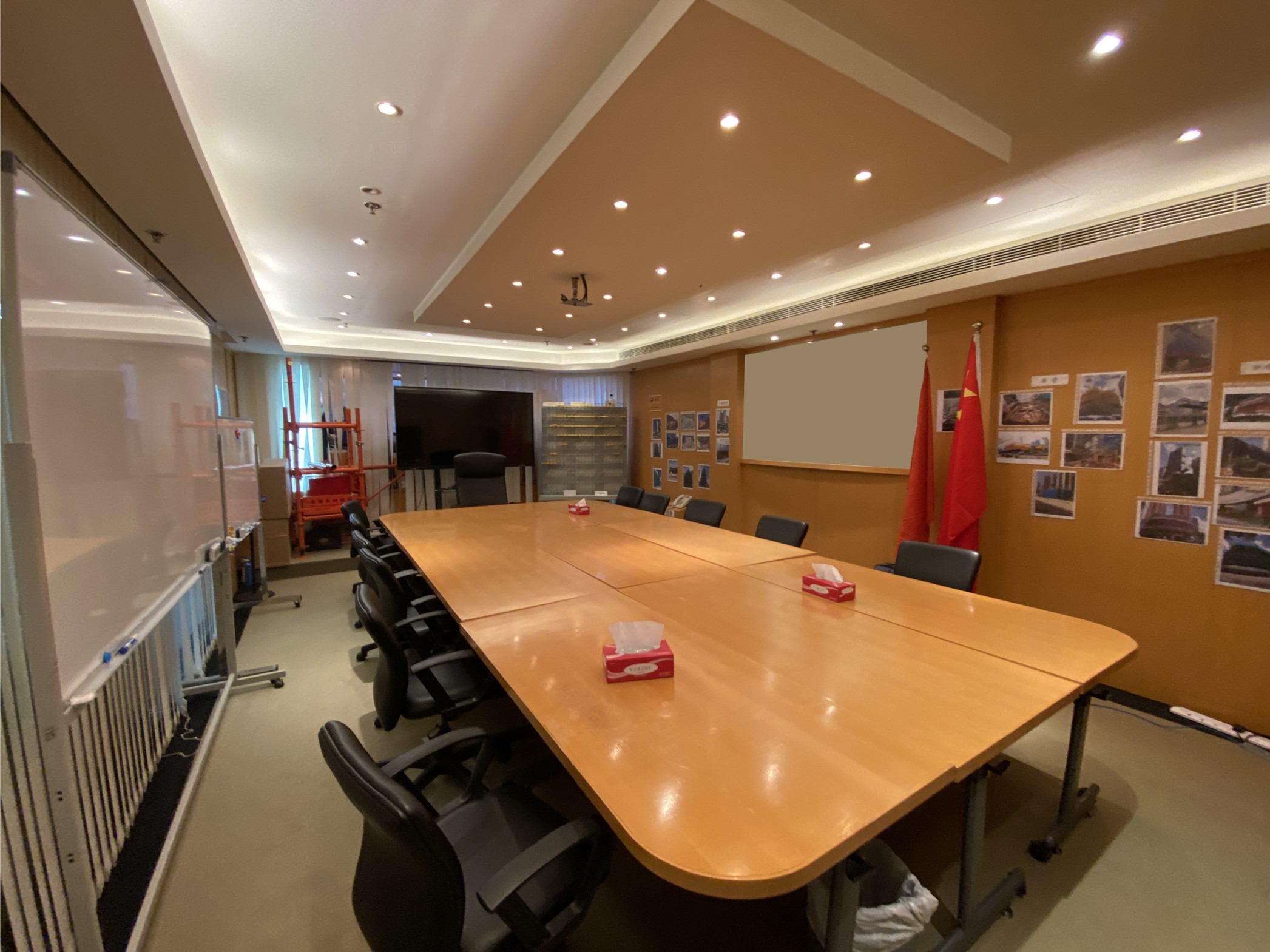 photo-5-main-meeting-room