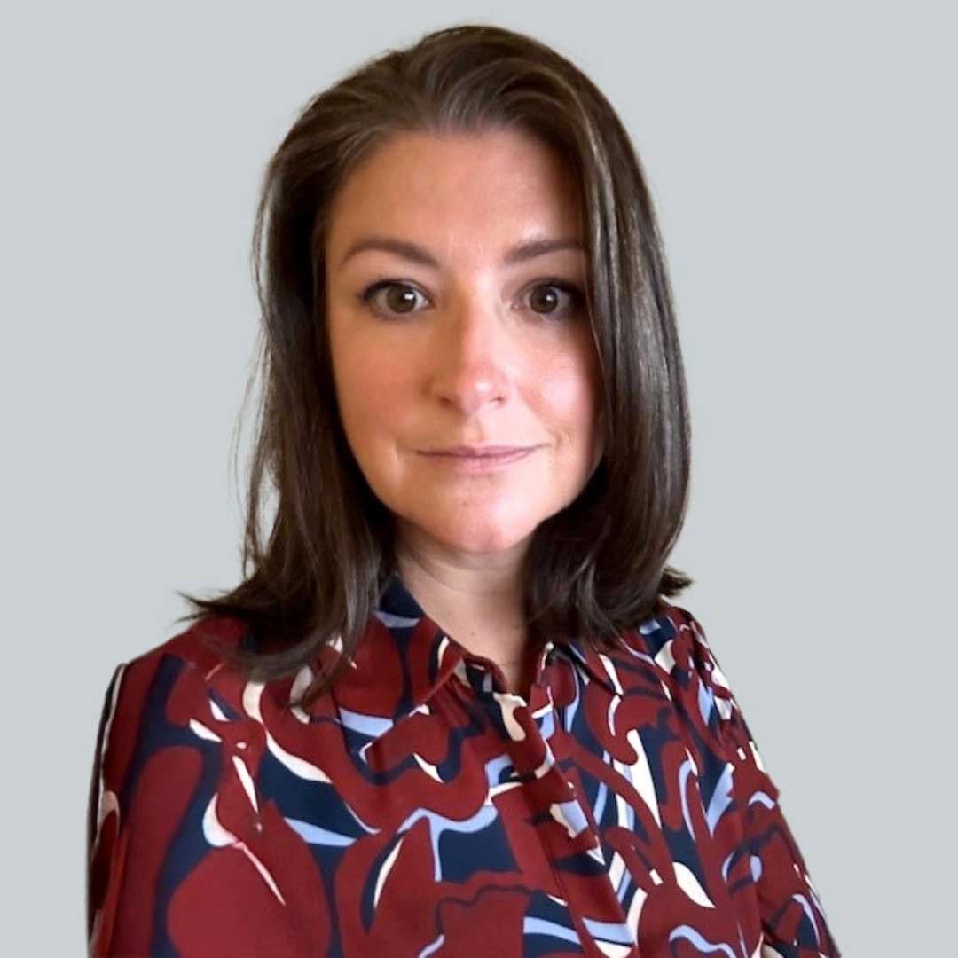 Sarah Cooley headshot