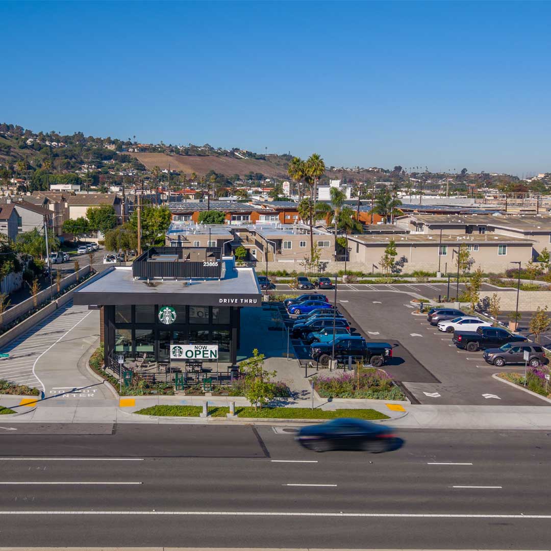 Exterior of Starbucks location in Torrance