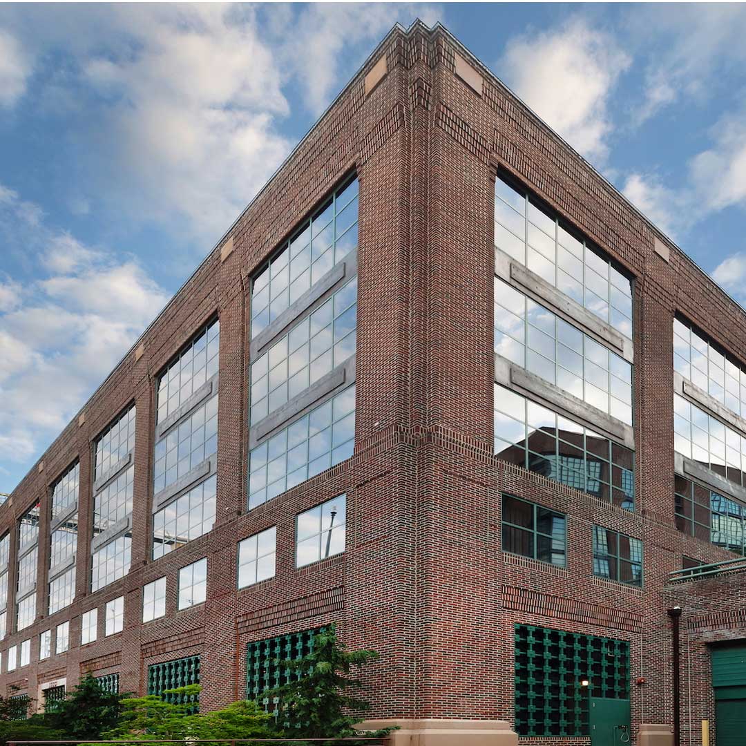 Daytime exterior view of 3333 K Street NW