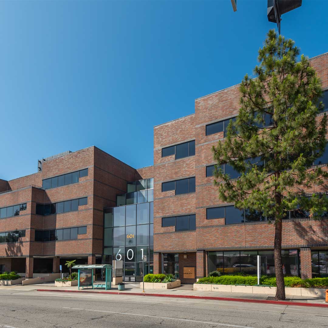 Exterior of 601-607 Glenoaks