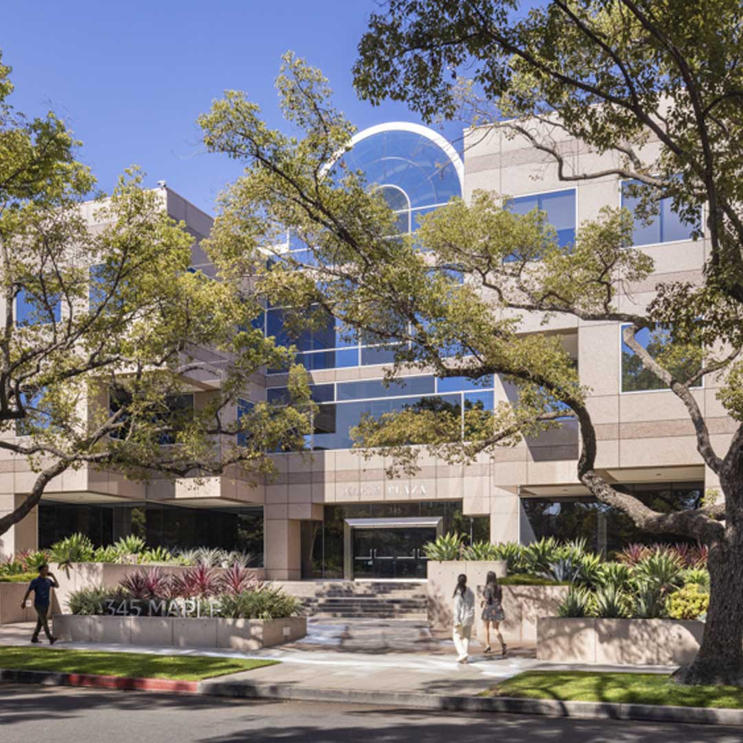 Exterior Class A office building in Beverly Hills, CA