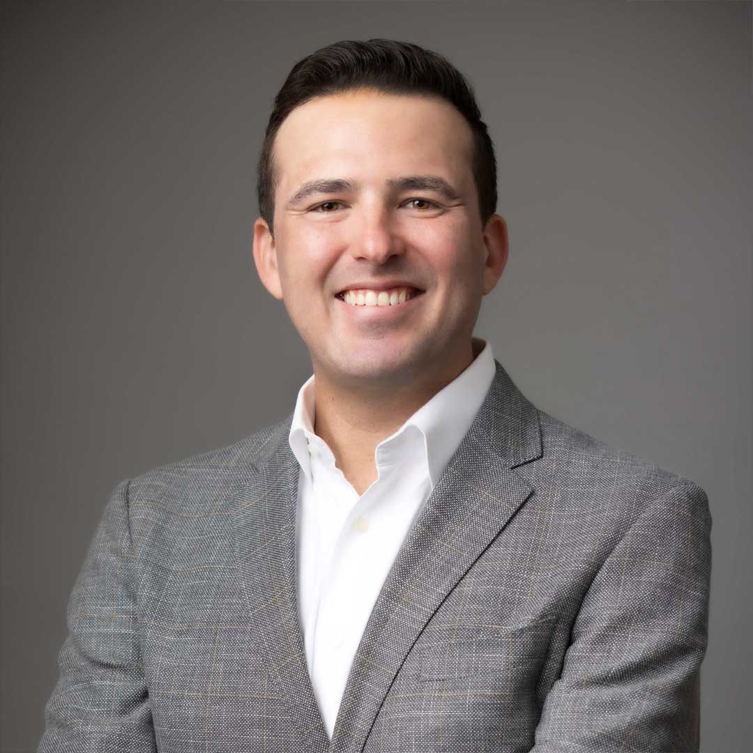 Geoff Gonzalez headshot