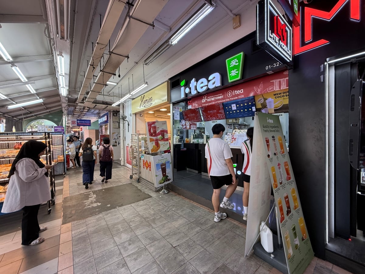 135 Jurong Gateway Road 01-327