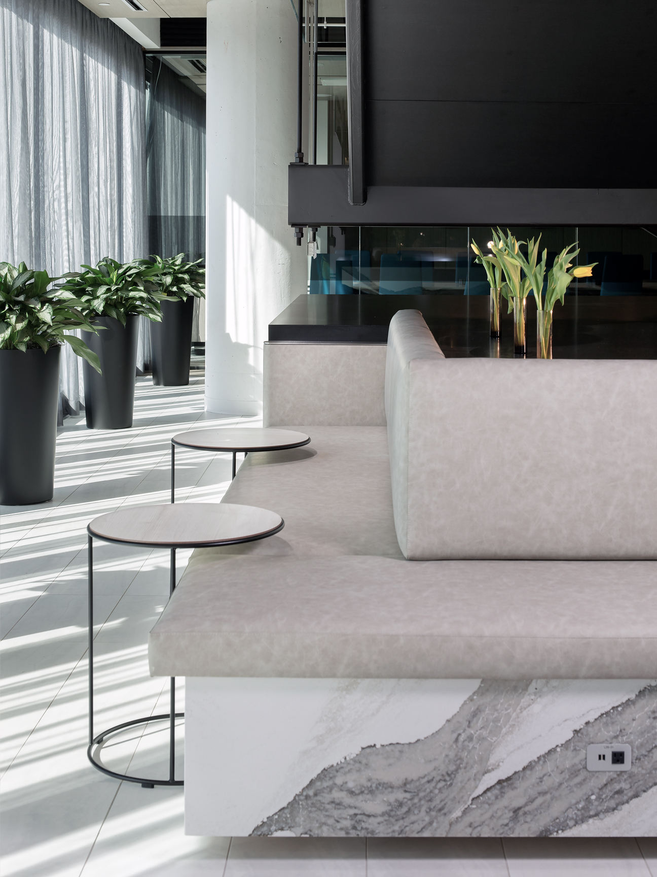 design-hero1-972x1296