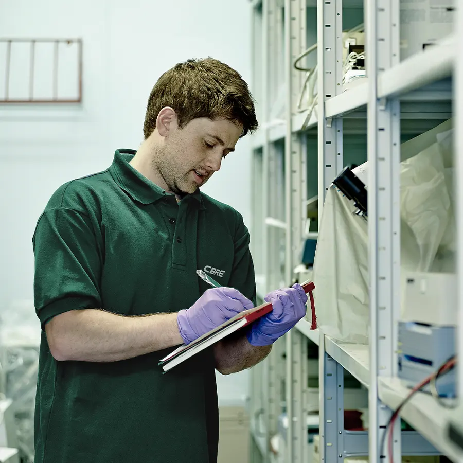 Lab Instrument Relocation Lab Relocation & Commissioning | CBRE