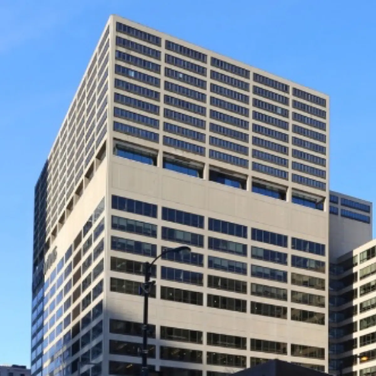 Transloop Chicago TransLoop Expands into New 45,000 Sq. Ft. Headquarters | CBRE