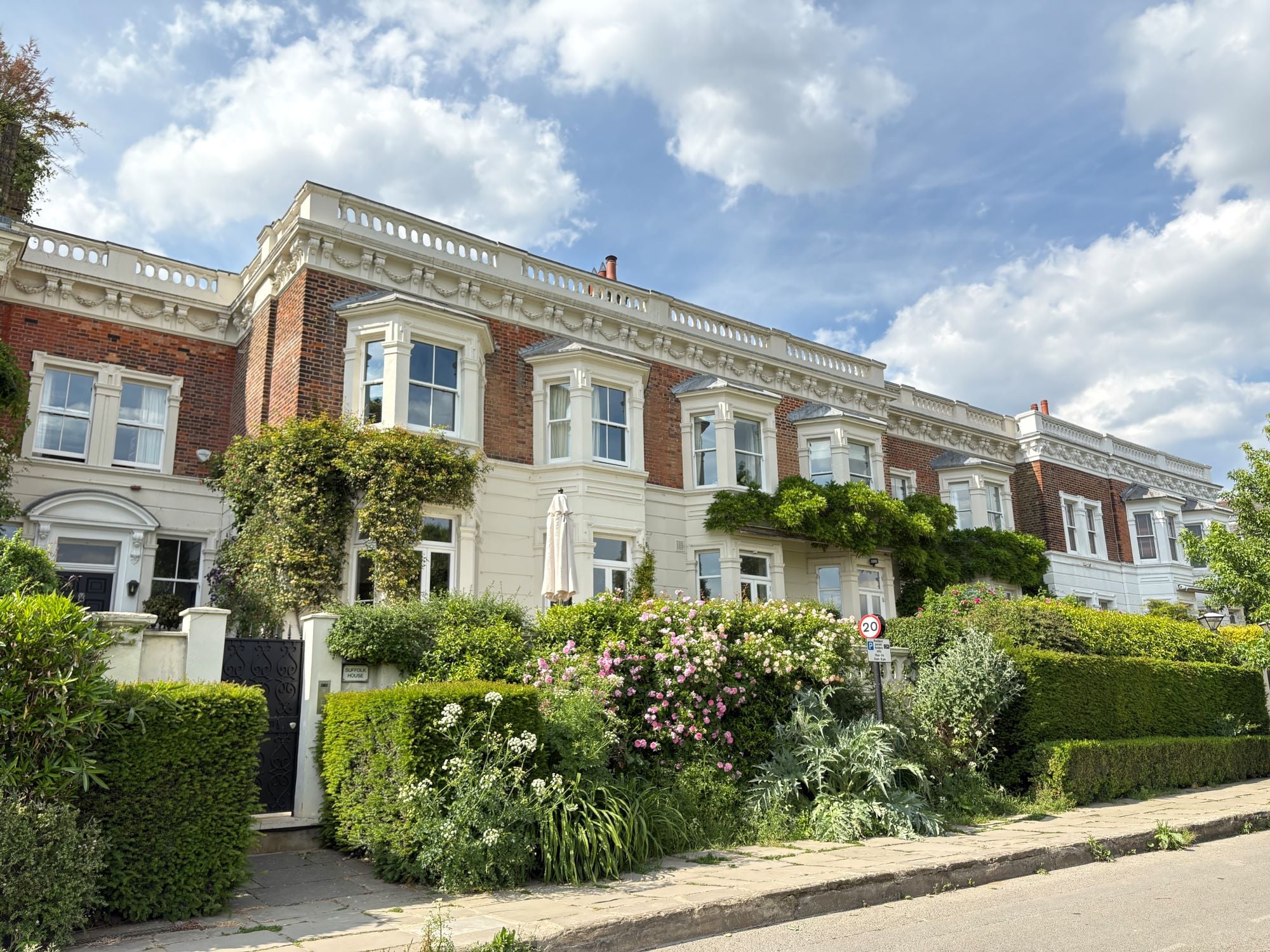 House 3