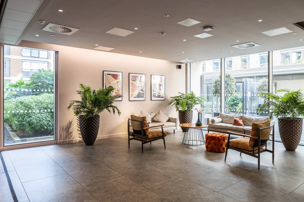 Lobby-001